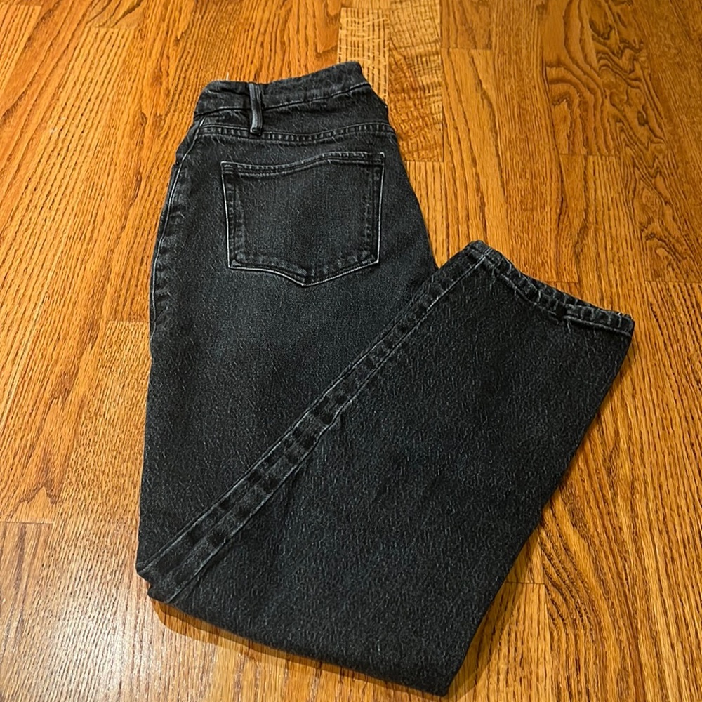 Good American Woman’s Black Jeans Size 0/25
